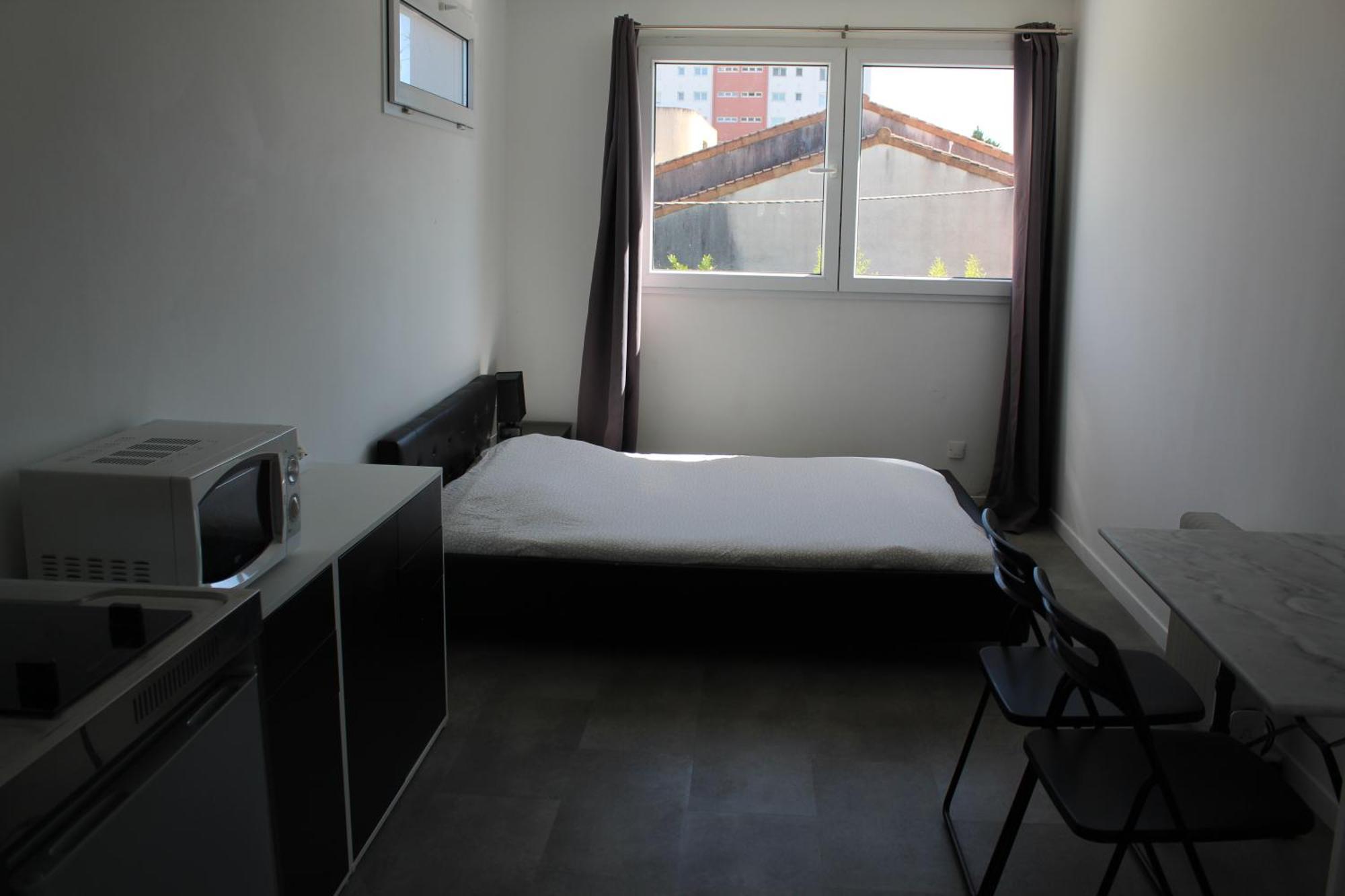 Etablissements Coulon - Talence Apartment ภายนอก รูปภาพ