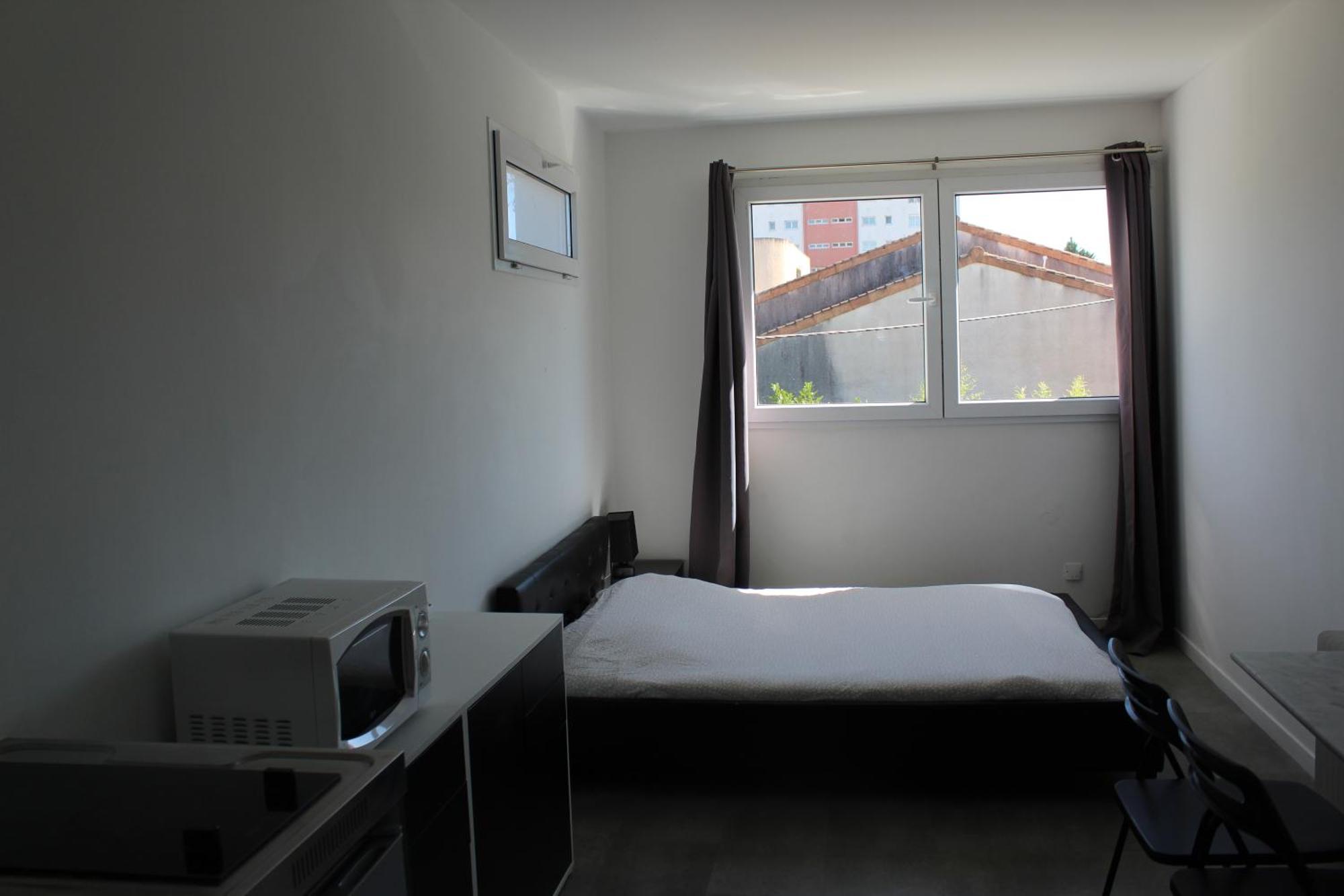 Etablissements Coulon - Talence Apartment ภายนอก รูปภาพ