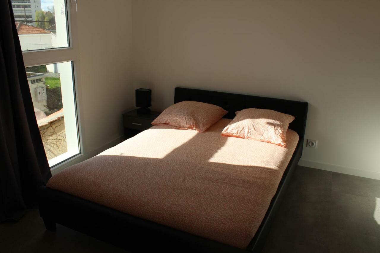 Etablissements Coulon - Talence Apartment ภายนอก รูปภาพ