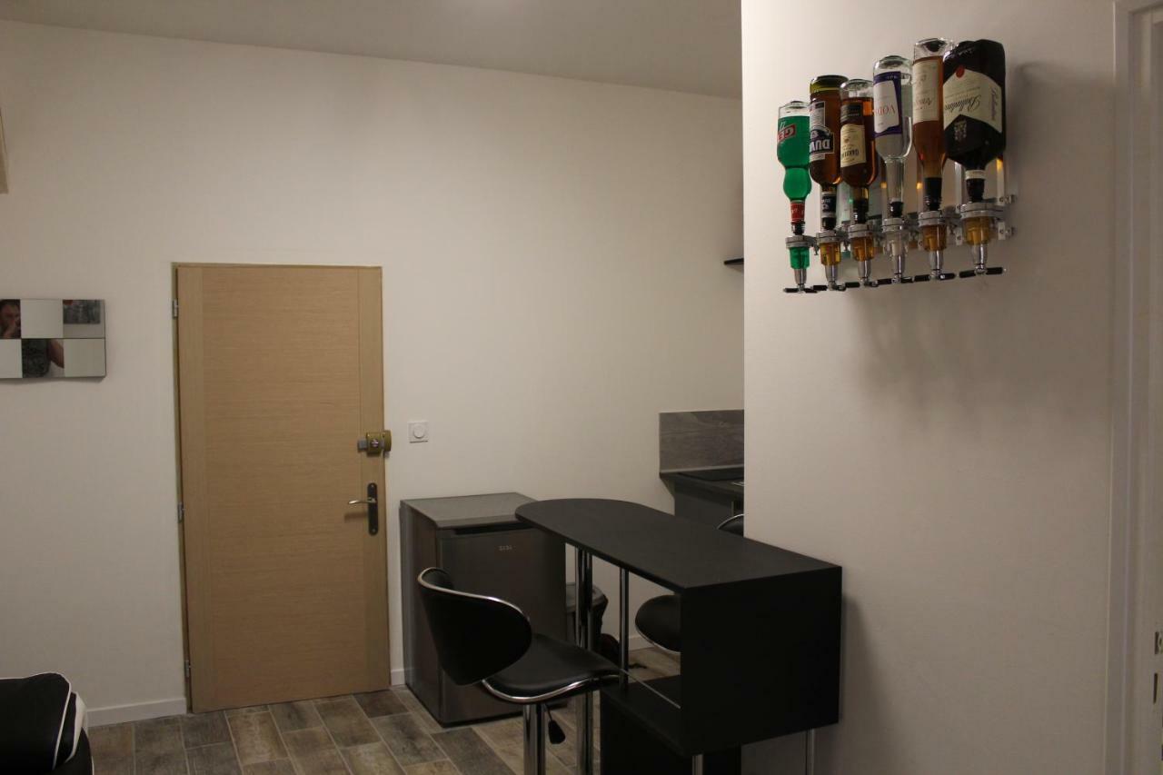Etablissements Coulon - Talence Apartment ภายนอก รูปภาพ
